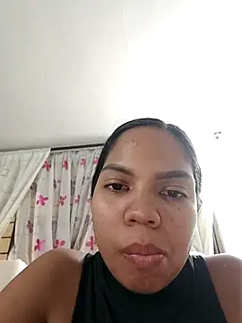 CloeeHills  online show from 28, 10, 2025