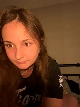 MadilynX777 online show from 18, 9, 2025