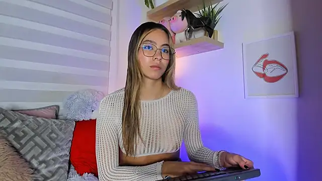 Snapshot of sara_madrid chatting on 25, 2, 2026 sara madrid online show from 25, 2, 2026