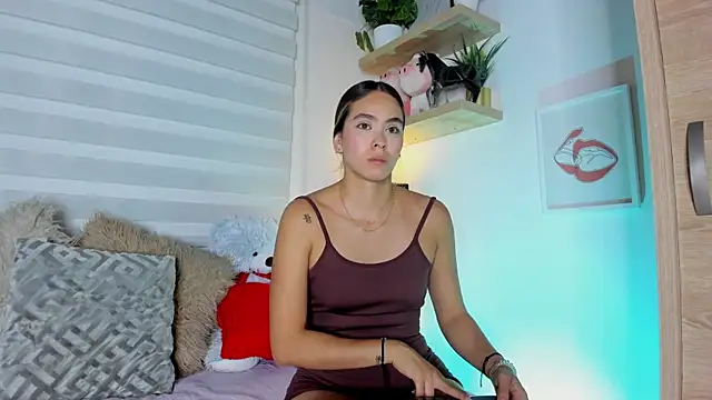 Snapshot of sara_madrid chatting on 25, 3, 2026 sara madrid online show from 25, 3, 2026