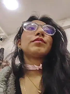 VioletxBloom online show from 13, 12, 2025