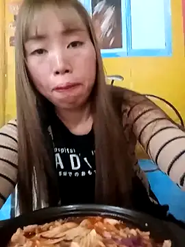 Snapshot of sulove_xx chatting on 29, 4, 2026 sulove xx online show from 29, 4, 2026