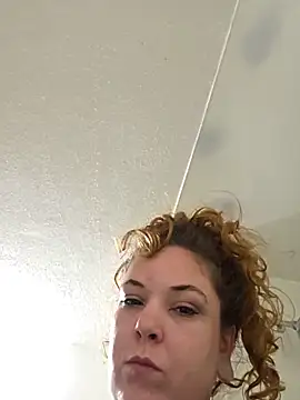 LacyLaurent online show from 31, 5, 2026