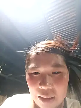 quynhkoolbae online show from 2, 2, 2026