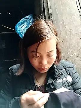 Annaacutee online show from 15, 12, 2025