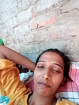 Snapshot of Pinki_thakur_1 chatting on 18, 10, 2025 Pinki thakur 1 online show from 18, 10, 2025