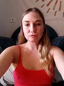 KisaVixen online show from 24, 9, 2025