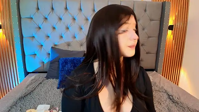 Snapshot of Suxan_White_ chatting on 26, 3, 2026 Suxan White online show from 26, 3, 2026