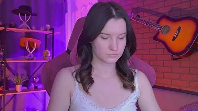 AgataWillis online show from 9, 3, 2026