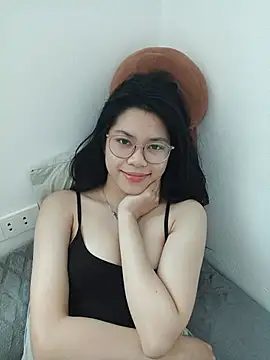 Snapshot of Katanh chatting on 12, 7, 2026 Katanh online show from 12, 7, 2026