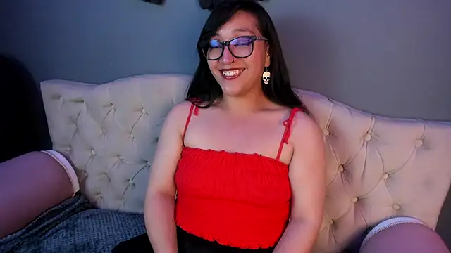 Skye bluee  online show from 30, 9, 2025