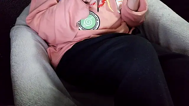 Snapshot of fetishslut4u chatting on 25, 9, 2025 fetishslut4u online show from 25, 9, 2025