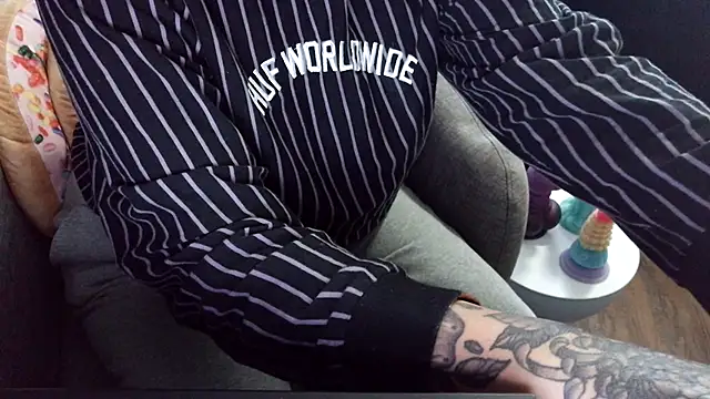 Snapshot of fetishslut4u chatting on 1, 11, 2025 fetishslut4u online show from 1, 11, 2025