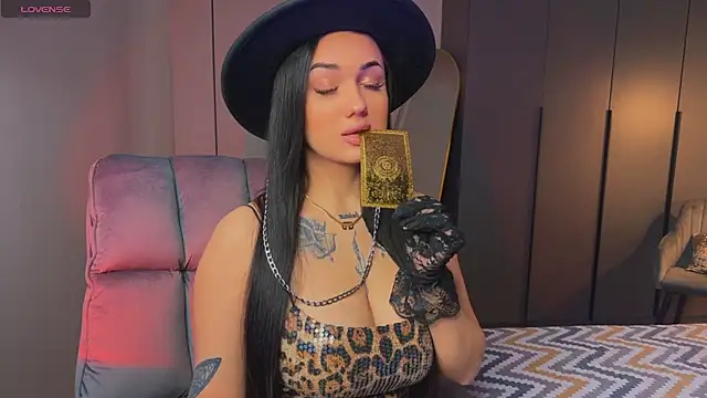 mygoddesshecate online show from 5, 10, 2025