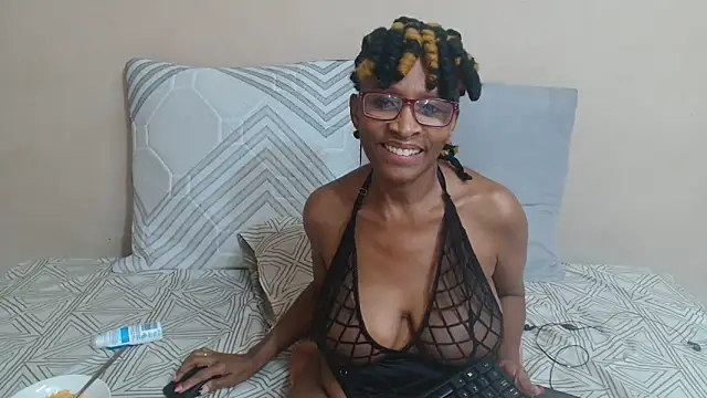 SugarPoppy24xxx online show from 28, 9, 2025