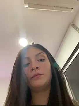 Snapshot of Danielaeliana chatting on 3, 5, 2026 Danielaeliana online show from 3, 5, 2026