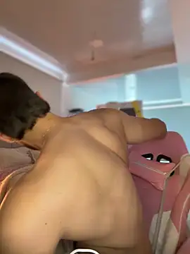 Snapshot of Tomas_Olivia chatting on 13, 9, 2025 Tomas Olivia online show from 13, 9, 2025