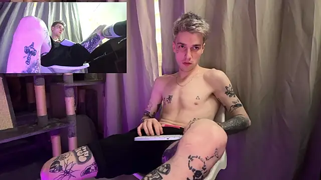 Snapshot of davesinner chatting on 29, 4, 2026 davesinner online show from 29, 4, 2026