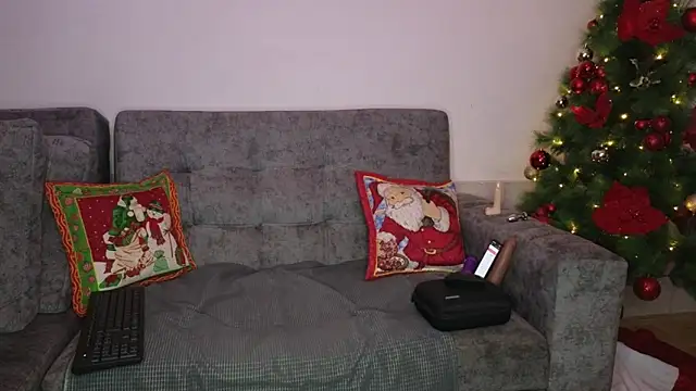 adahira08 online show from 3, 12, 2025