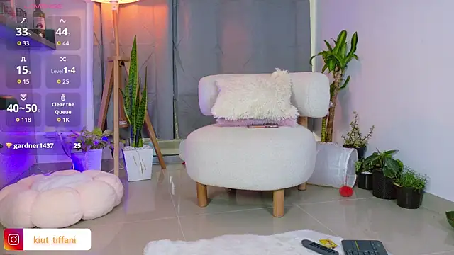 Snapshot of Kiut_tiffanii chatting on 12, 9, 2025 Kiut tiffanii online show from 12, 9, 2025