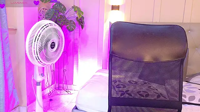 Snapshot of Daiisy_kiss chatting on 19, 1, 2026 Daiisy kiss online show from 19, 1, 2026