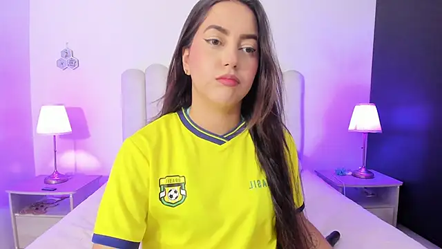 SofieBunnie online show from 12, 6, 2026
