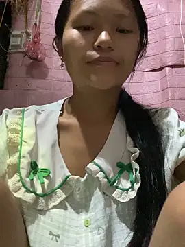 Snapshot of milo_bae chatting on 22, 5, 2026 milo bae online show from 22, 5, 2026