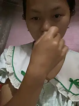Snapshot of milo_bae chatting on 23, 5, 2026 milo bae online show from 23, 5, 2026