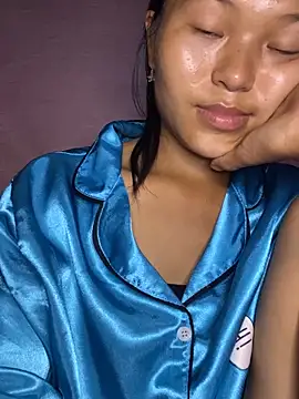 Snapshot of milo_bae chatting on 29, 6, 2026 milo bae online show from 29, 6, 2026