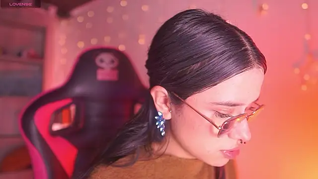 Lana Dreams  online show from 28, 3, 2026