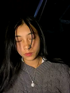 EmLy02 online show from 3, 11, 2025