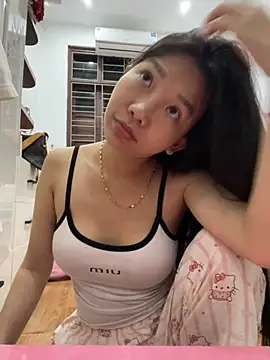 Miumieu online show from 22, 11, 2025