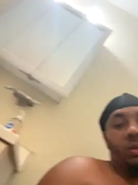 Snapshot of Kingstrokezxx chatting on 26, 11, 2025 Kingstrokezxx online show from 26, 11, 2025