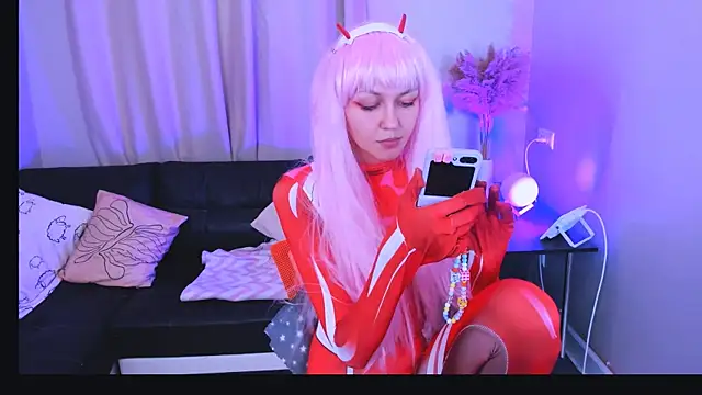 Snapshot of Mia_meowXkiss chatting on 24, 9, 2025 Mia meowXkiss online show from 24, 9, 2025