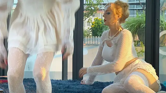 LolaSpaisTS online show from 3, 4, 2026