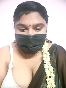Snapshot of Leela-reddy chatting on 15, 9, 2025 Leela-reddy online show from 15, 9, 2025