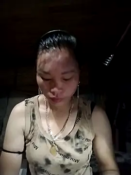 Snapshot of __Ngoc20__ chatting on 29, 9, 2025   Ngoc20   online show from 29, 9, 2025