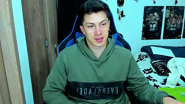 javiersexymann online show from 18, 2, 2025