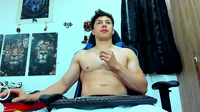 javiersexymann online show from 5, 3, 2025