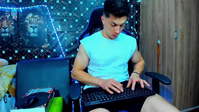 javiersexymann online show from 23, 9, 2025