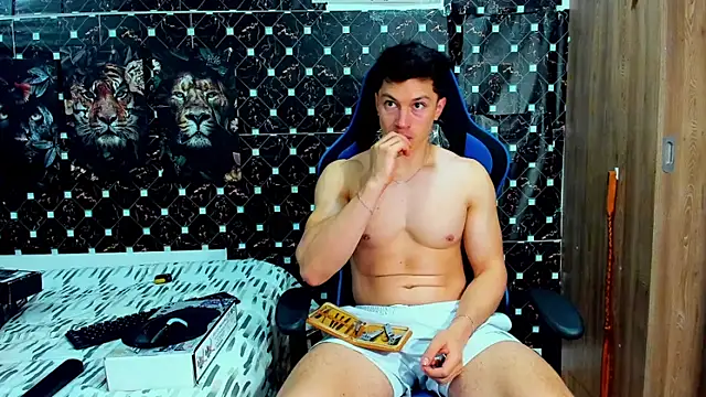 javiersexymann online show from 10, 5, 2026