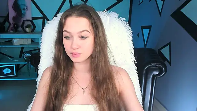 Snapshot of ArielSykes chatting on 13, 10, 2025 ArielSykes online show from 13, 10, 2025