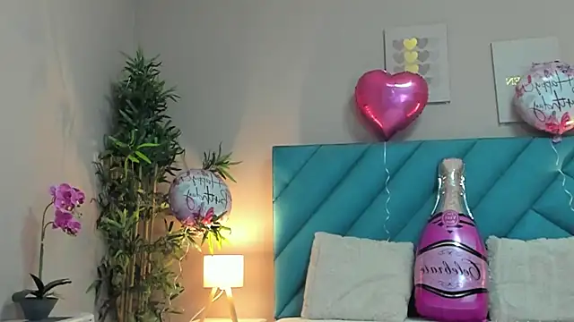 HaileyVice online show from 28, 10, 2025