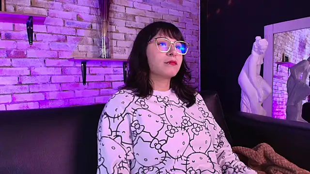 kitty malach online show from 12, 3, 2026