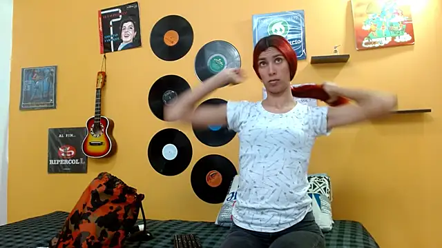 skinnyverus18 online show from 20, 10, 2025