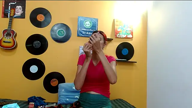 skinnyverus18 online show from 27, 11, 2025