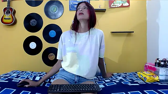skinnyverus18 online show from 2, 5, 2026