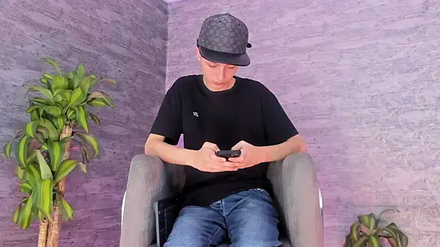 ArthurCox online show from 17, 9, 2025