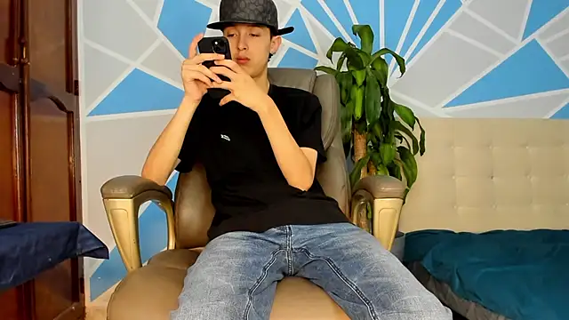 ArthurCox online show from 4, 10, 2025