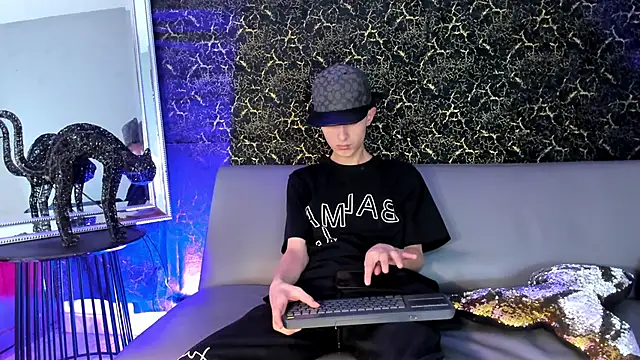 ArthurCox online show from 17, 10, 2025